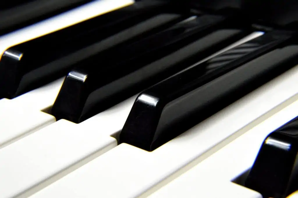 choose piano or keyboard