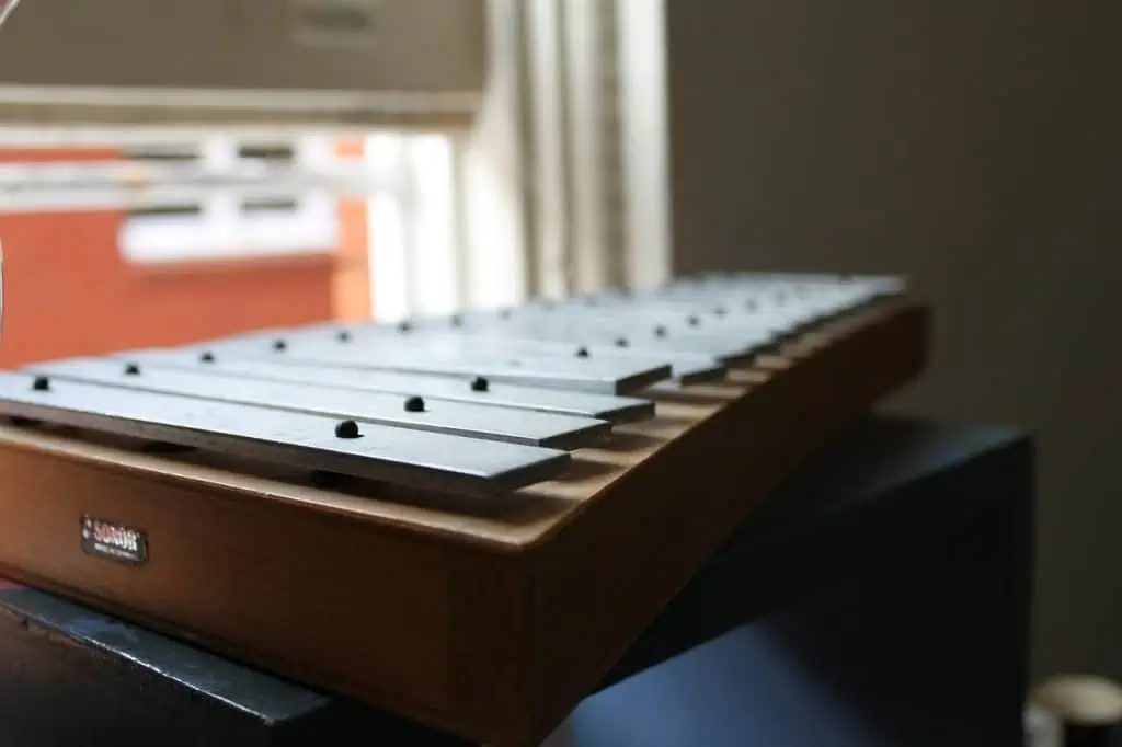 How to play a percussion instrument