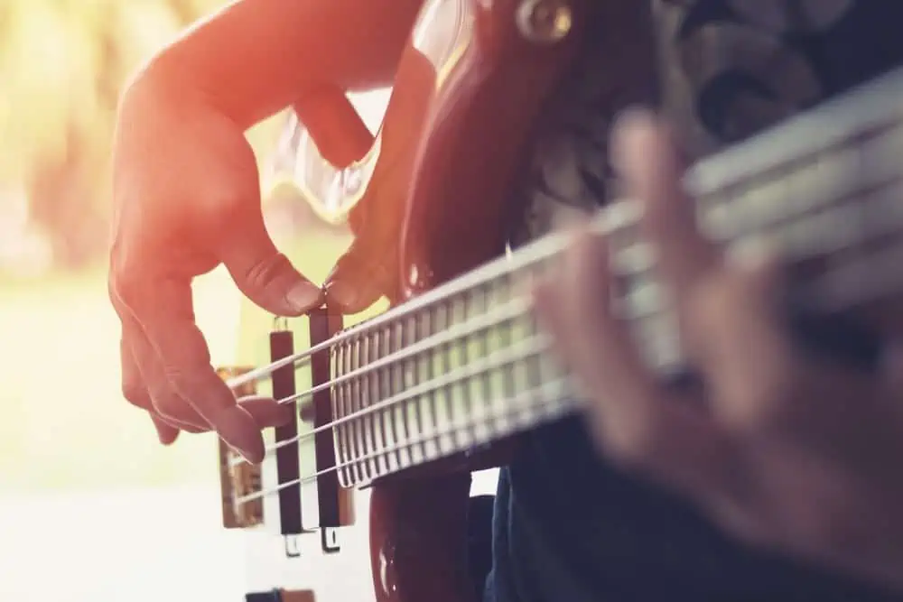 How to play the bass guitar
