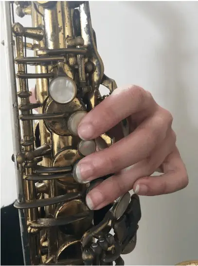 How to play the saxophone
