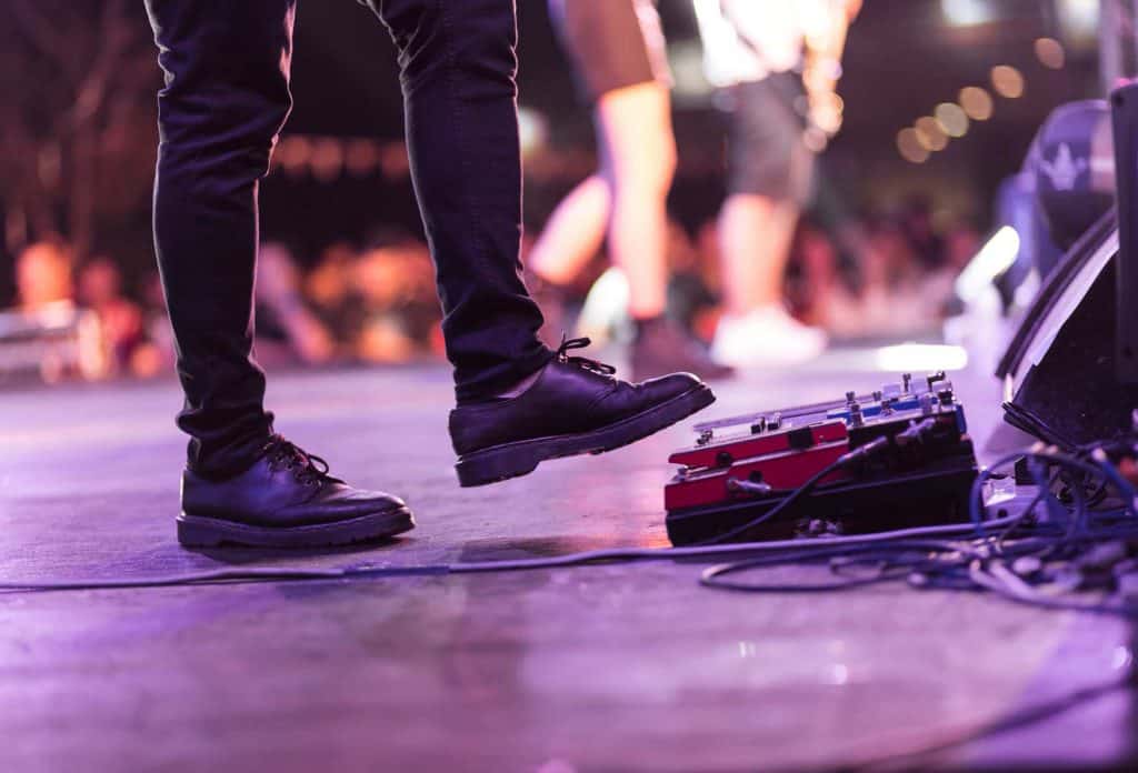 Gift For Guitarist: Perfect Picks They'Ll Love The Top 12 Best Guitar Effects Processor List