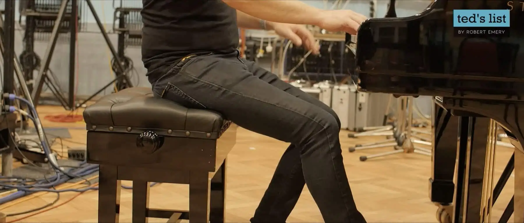 where to sit on a piano stool