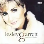 Lesley Garrett: Travelling Light