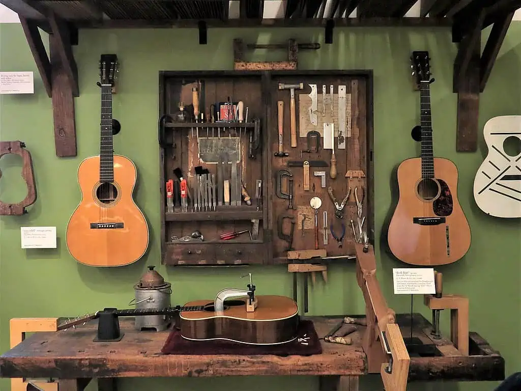 Acoustic Guitar Buying Guide