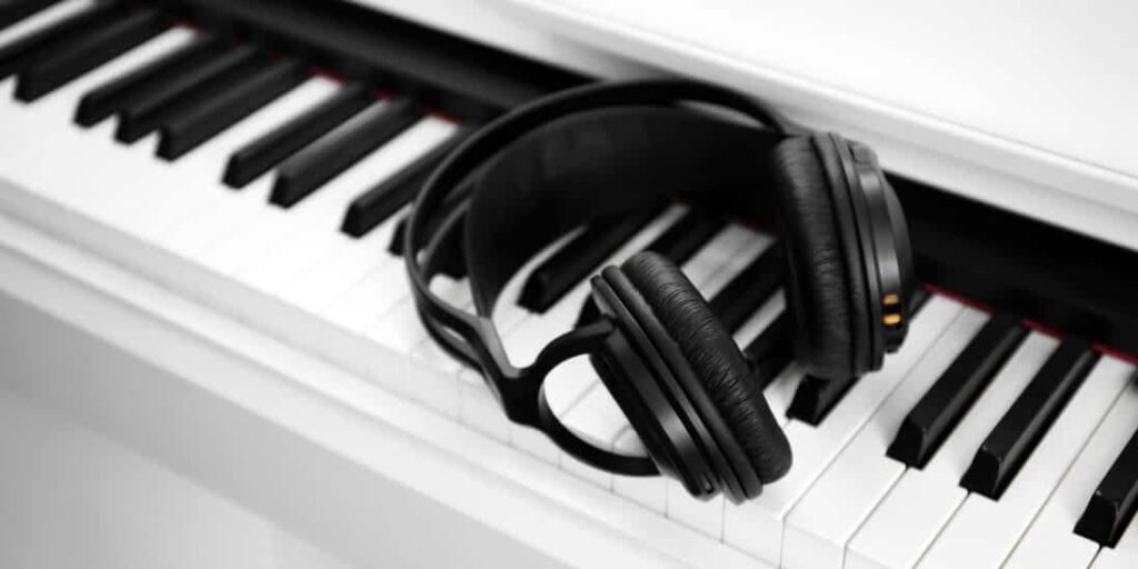Types Of Headphones For Keyboard Piano