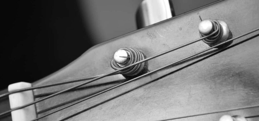 The Right Tools For Tuning An Acoustic Guitar