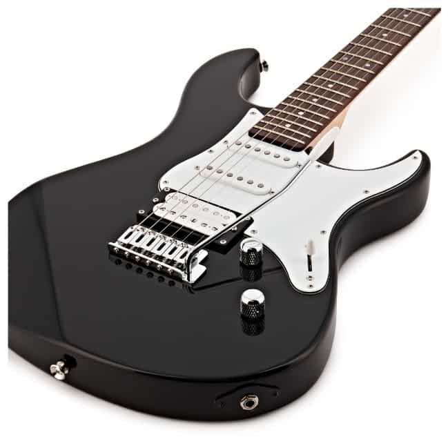 Yamaha Pacifica 112V, Black Review
