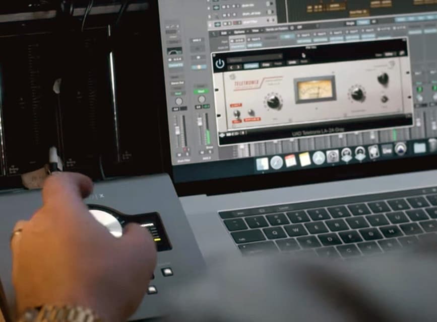 Apollo Twin Universal Audio: Unleashing Studio-Quality Sound At Home Console 2.0 Application