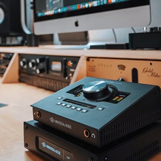 Apollo Twin Universal Audio: Unleashing Studio-Quality Sound At Home Desktop Interface Design