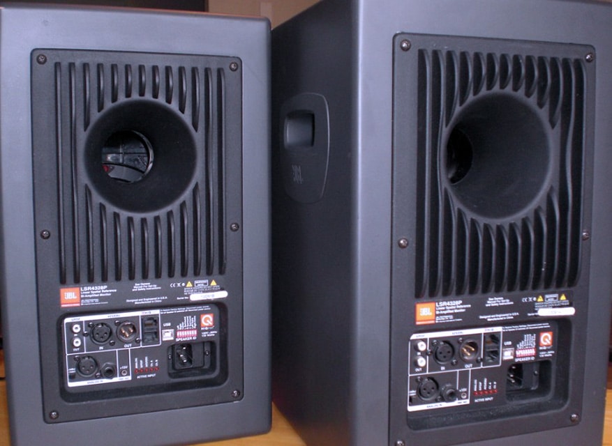 What Are Studio Monitors: The Ultimate Guide To Perfect Sound Quality Powered Studio Monitors